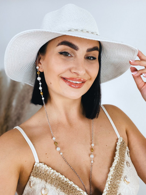 Dámsky biely slamený klobúk s perlami